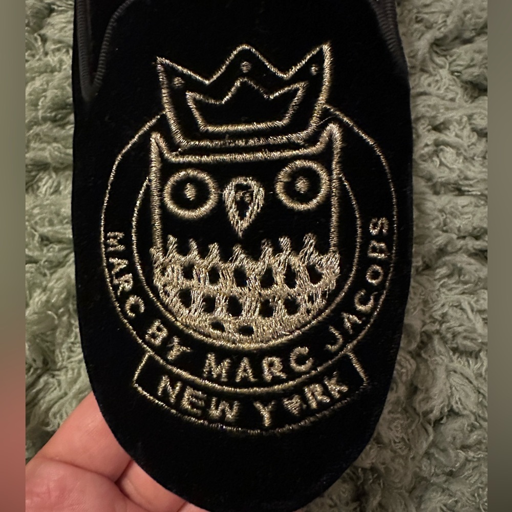 Marc by Marc Jacobs velvet owl smoking slippers loafers size 36 US 5.5 - Picture 2 of 7